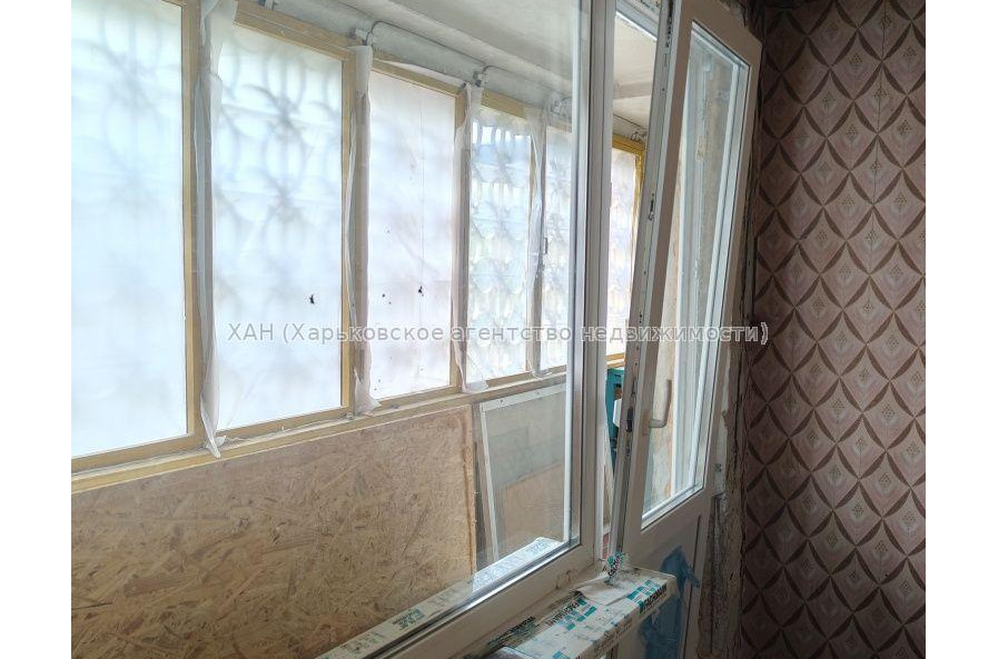 Продам квартиру, Светлая ул. , 1 кім., 37.30 м², советский ремонт 