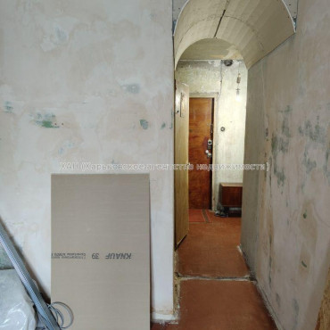 Продам квартиру, Светлая ул. , 1 кім., 37.30 м², советский ремонт 