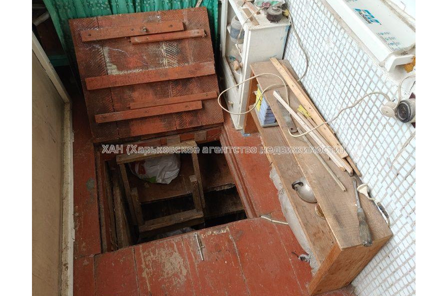 Продам квартиру, Светлая ул. , 1 кім., 37.30 м², без ремонта 