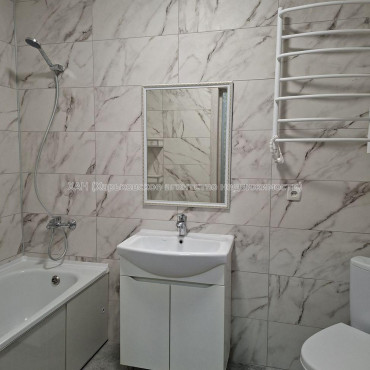 Продам квартиру, Мира ул. , 1 кім., 39 м², евроремонт 