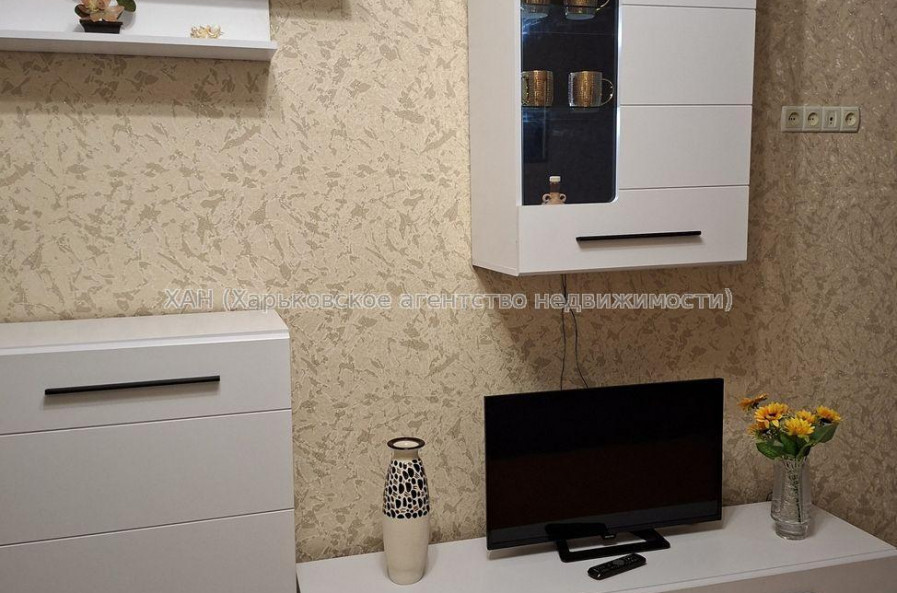 Продам квартиру, Мира ул. , 1 кім., 39 м², евроремонт 
