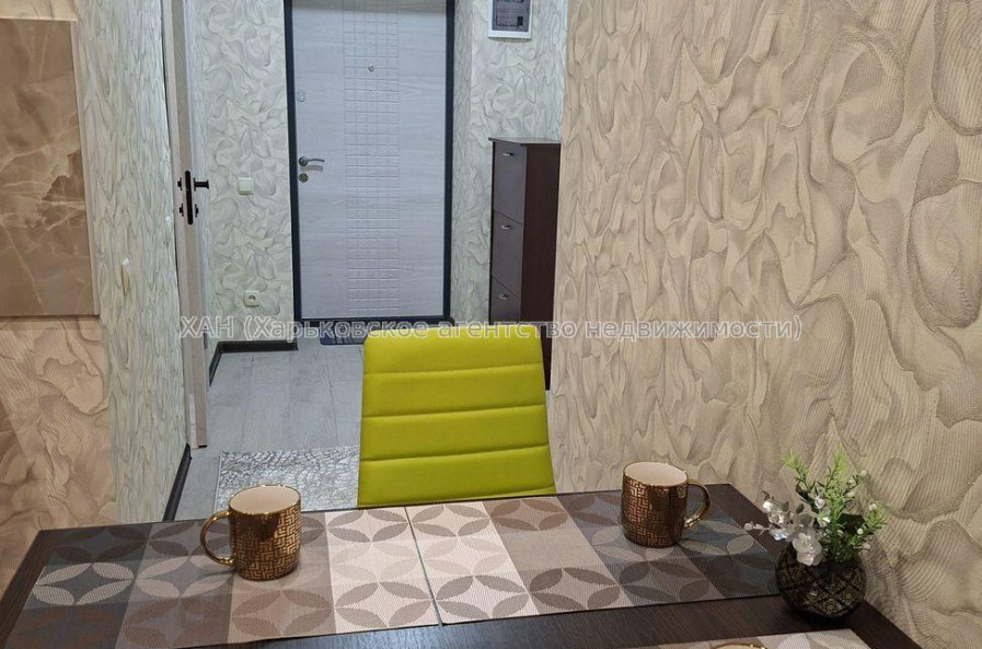 Продам квартиру, Мира ул. , 1  ком., 39 м², евроремонт 