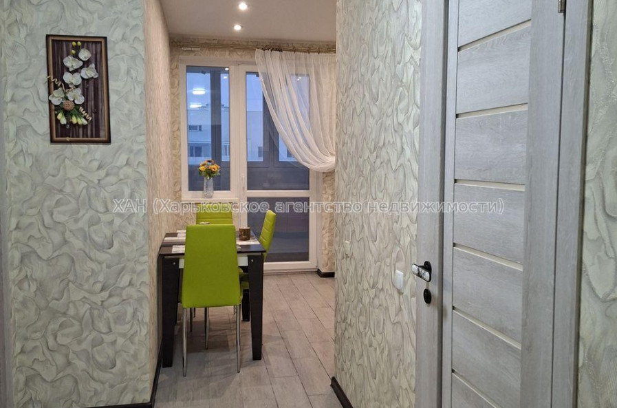 Продам квартиру, Мира ул. , 1 кім., 39 м², евроремонт 