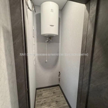 Продам квартиру, Соборности Украины ул. , 1 кім., 35 м², евроремонт 