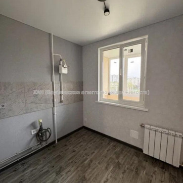 Продам квартиру, Соборности Украины ул. , 1 кім., 35 м², евроремонт 