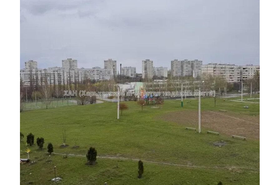 Продам квартиру, Соборности Украины ул. , 1 кім., 35 м², евроремонт 