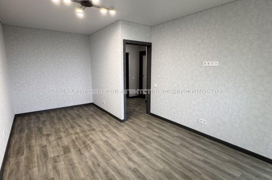 Продам квартиру, Соборности Украины ул. , 1 кім., 35 м², евроремонт 