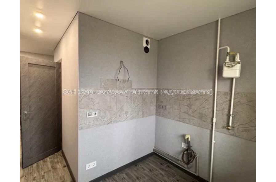 Продам квартиру, Соборности Украины ул. , 1 кім., 35 м², евроремонт 