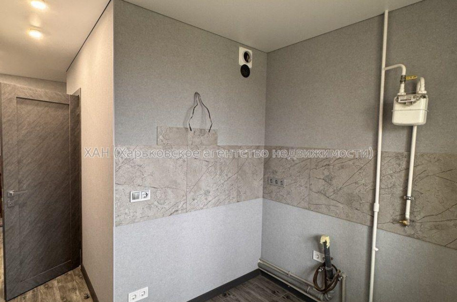 Продам квартиру, Соборности Украины ул. , 1 кім., 35 м², евроремонт 