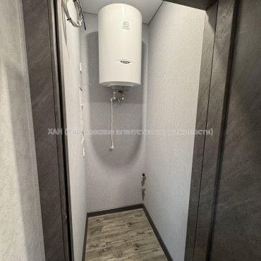 Продам квартиру, Соборности Украины ул. , 1 кім., 35 м², евроремонт 