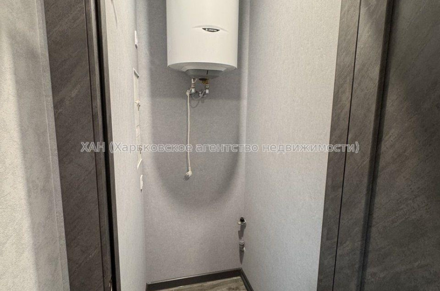 Продам квартиру, Соборности Украины ул. , 1 кім., 35 м², евроремонт 