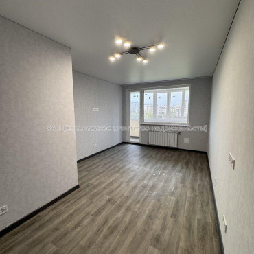 Продам квартиру, Соборности Украины ул. , 1 кім., 35 м², евроремонт 