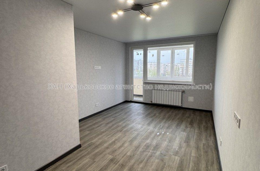 Продам квартиру, Соборности Украины ул. , 1 кім., 35 м², евроремонт 