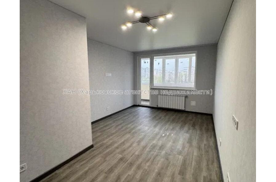 Продам квартиру, Соборности Украины ул. , 1 кім., 35 м², евроремонт 