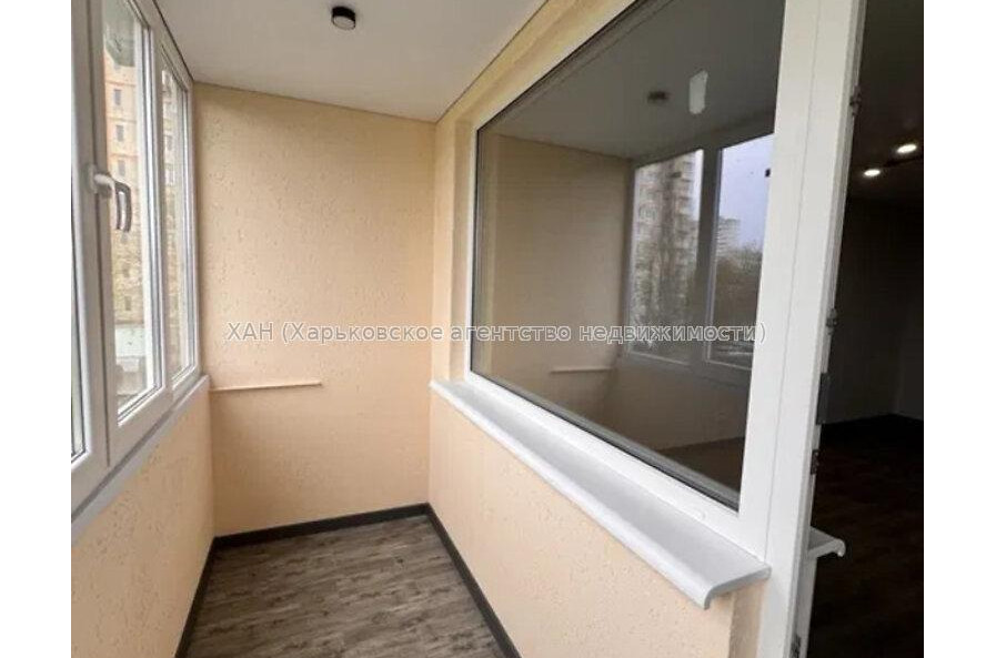 Продам квартиру, Соборности Украины ул. , 1 кім., 35 м², евроремонт 