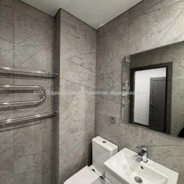 Продам квартиру, Соборности Украины ул. , 1 кім., 35 м², евроремонт 