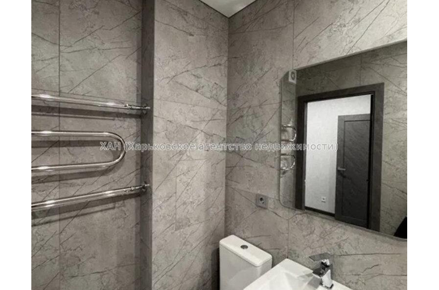 Продам квартиру, Соборности Украины ул. , 1 кім., 35 м², евроремонт 