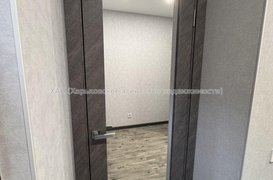 Продам квартиру, Соборности Украины ул. , 1 кім., 35 м², евроремонт 