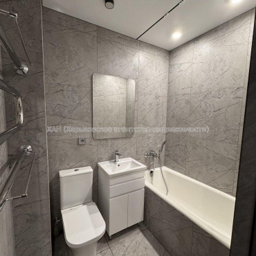 Продам квартиру, Соборности Украины ул. , 1 кім., 35 м², евроремонт 