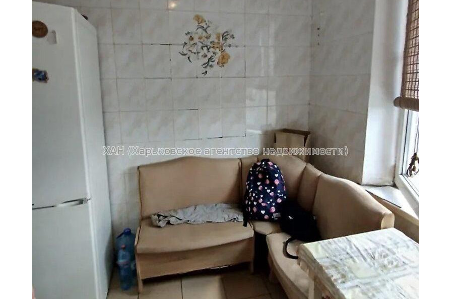 Продам квартиру, Баварский пер. , 3  ком., 65 м², косметический ремонт 