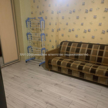 Продам квартиру, Мало-Черновский пер. , 2 кім., 60 м², капитальный ремонт 