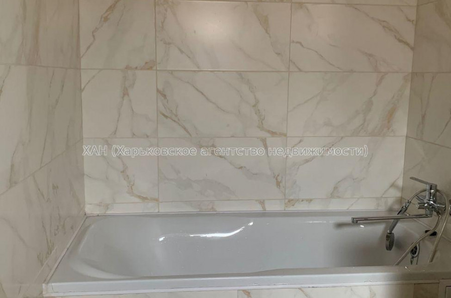 Продам квартиру, Мало-Черновский пер. , 2 кім., 60 м², капитальный ремонт 