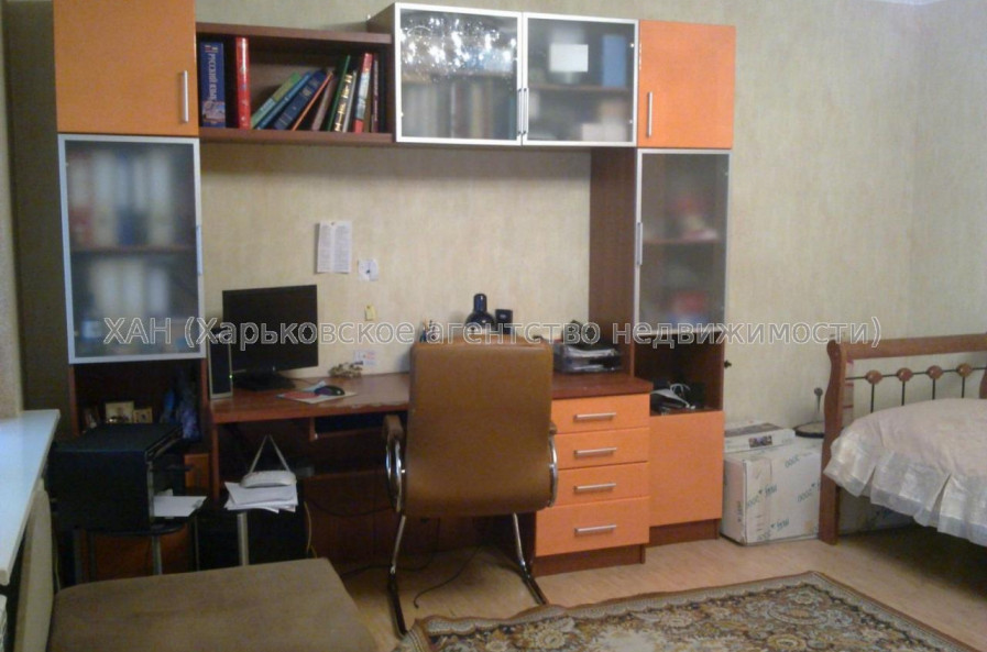 Продам квартиру, Славянская ул. , 3 кім., 75 м², евроремонт 