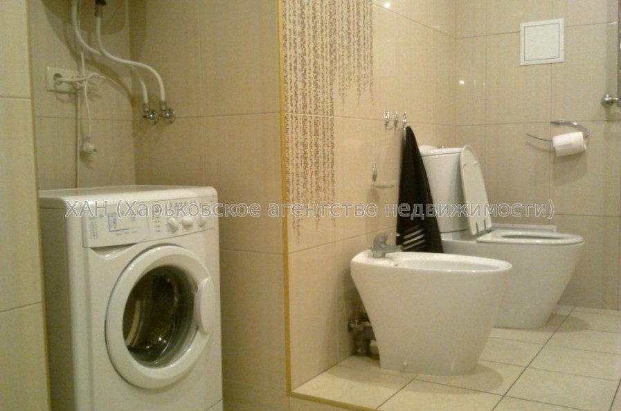 Продам квартиру, Славянская ул. , 3 кім., 75 м², евроремонт 
