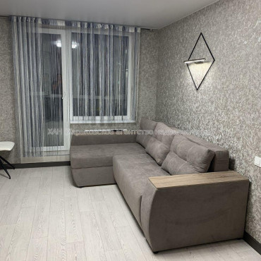 Продам квартиру, Аэрокосмический пр. , 1 кім., 32.30 м², евроремонт 