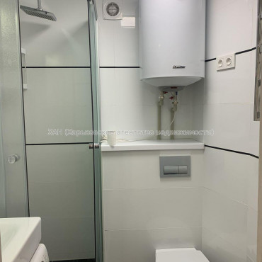 Продам квартиру, Аэрокосмический пр. , 1 кім., 32.30 м², евроремонт 