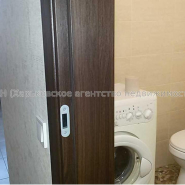 Продам квартиру, Клочковская ул. , 2 кім., 51 м², косметический ремонт 