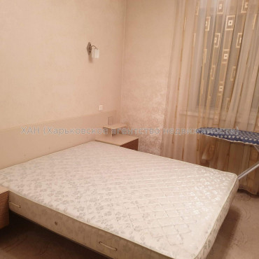 Продам квартиру, Гвардейцев Широнинцев ул. , 3  ком., 48.40 м², капитальный ремонт 