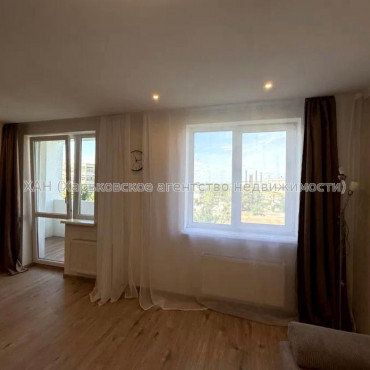 Продам квартиру, Льва Ландау просп. , 1  ком., 39 м², капитальный ремонт 