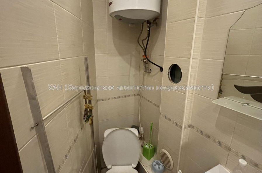 Продам квартиру, Ковтуна ул. , 2  ком., 36.70 м², частичный ремонт 