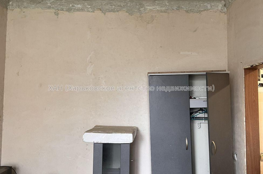 Продам квартиру, Ковтуна ул. , 2  ком., 36.70 м², частичный ремонт 