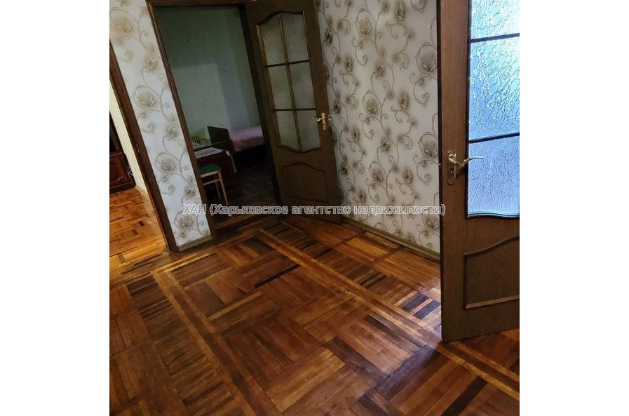 Сдам квартиру, Каденюка ул. , 3  ком., 69 м², косметический ремонт 