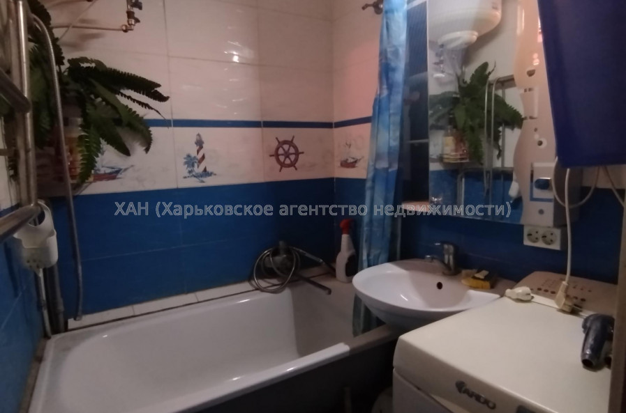 Продам квартиру, Аэрокосмический пр. , 2  ком., 44.30 м², косметический ремонт 