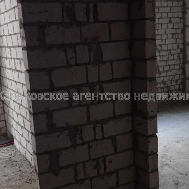 Продам квартиру, Шевченковский пер. , 1  ком., 34.20 м², без внутренних работ 