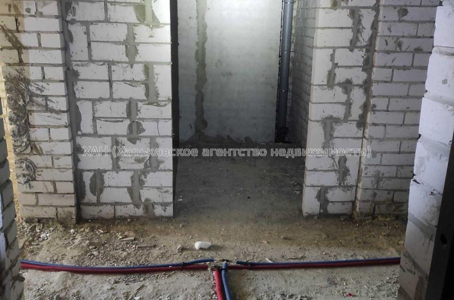 Продам квартиру, Победы просп. , 1  ком., 48 м², без внутренних работ 