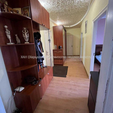 Продам квартиру, Сергеевская ул. , 2  ком., 68.60 м², капитальный ремонт 