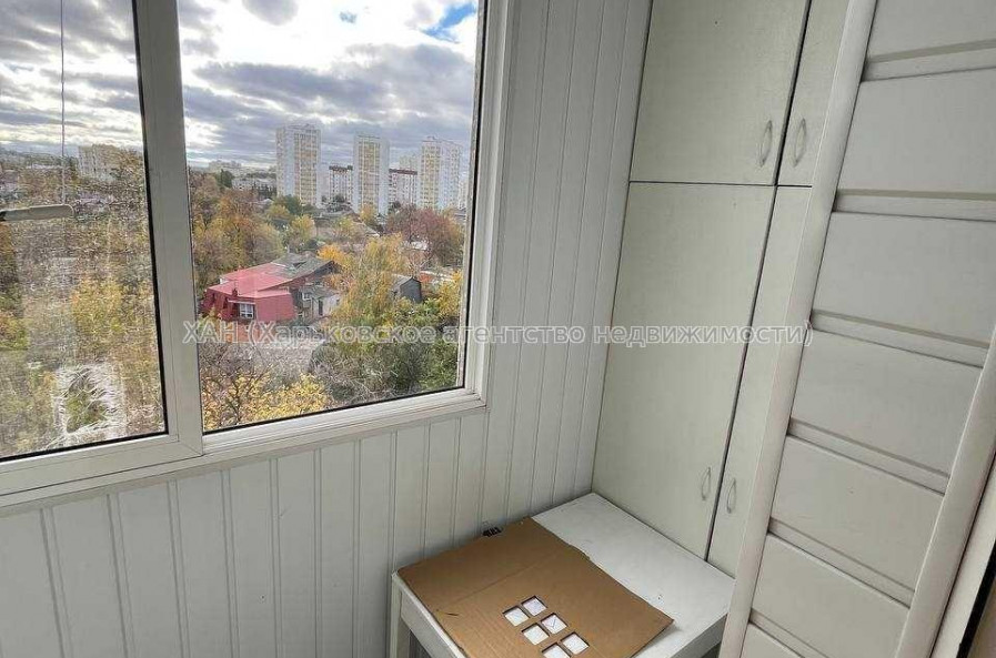 Продам квартиру, Сергеевская ул. , 2  ком., 68.60 м², капитальный ремонт 