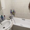 Продам квартиру, Сергеевская ул. , 2  ком., 68.60 м², капитальный ремонт 