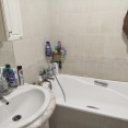 Продам квартиру, Сергеевская ул. , 2  ком., 68.60 м², капитальный ремонт 