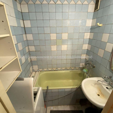 Продам квартиру, Шевченко ул. , 1  ком., 41.60 м², косметический ремонт 