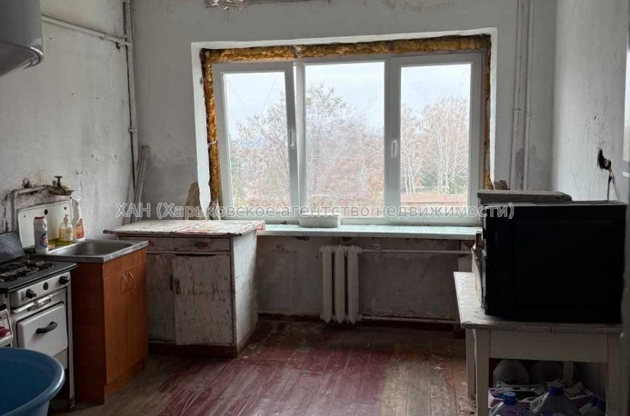 Продам квартиру, Шекспира ул. , 1 кім., 8.60 м², советский ремонт 