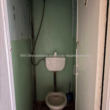 Продам квартиру, Шекспира ул. , 1 кім., 8.60 м², советский ремонт 