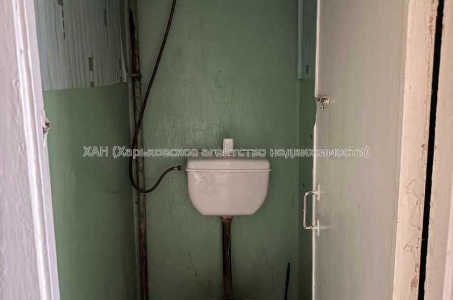 Продам квартиру, Шекспира ул. , 1 кім., 8.60 м², советский ремонт 