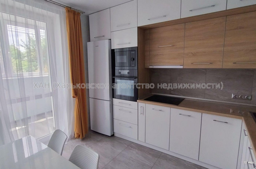 Продам квартиру, Мира ул. , 1  ком., 48.10 м², авторский дизайн 