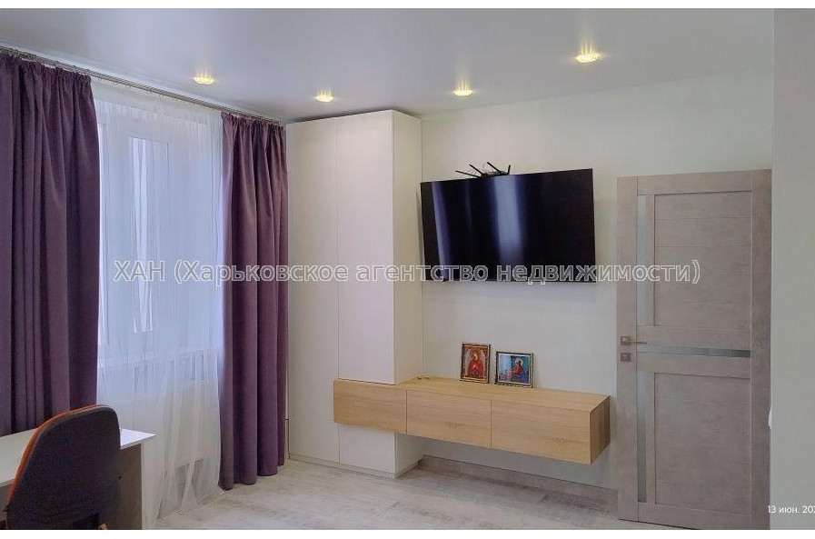 Продам квартиру, Мира ул. , 1  ком., 48.10 м², авторский дизайн 