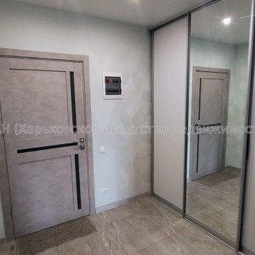 Продам квартиру, Мира ул. , 1  ком., 48.10 м², авторский дизайн 